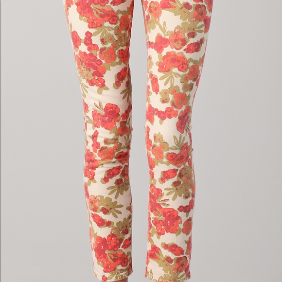 Paige Skyline Ankle Peg Floral - Picture 3 of 4